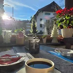 Gaestehaus Alpenkranz Bed & Breakfast