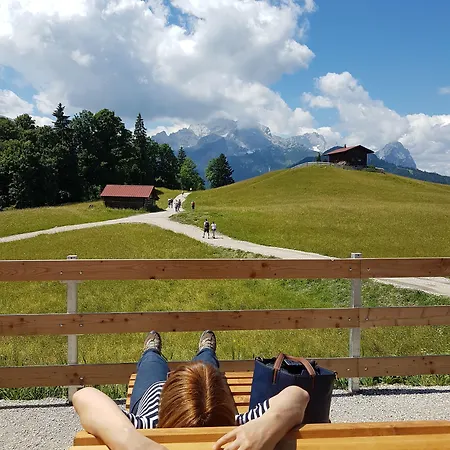Gaestehaus Alpenkranz Bed and breakfast Garmisch-Partenkirchen