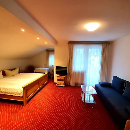 Gaestehaus Alpenkranz Bed and breakfast