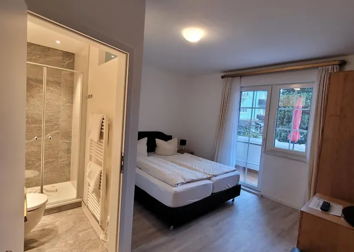 Gaestehaus Alpenkranz Nocleg ze śniadaniem 3*
