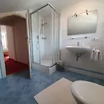 Frühstückspension Alpenkranz 3*