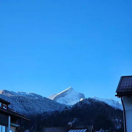 Gaestehaus Alpenkranz 3* 加爾米施-帕滕基興