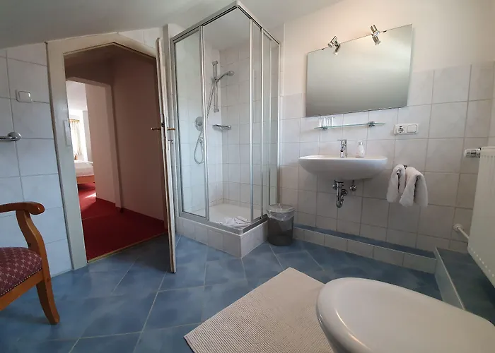 Bed & Breakfast Gaestehaus Alpenkranz 3*
